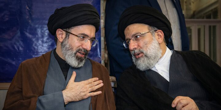 آیت اللہ سید مجتبیٰ خامنہ ای کا شہید ابراہیم رئیسی اور شہدائے خدمت کی برسی پر خصوصی پیغام