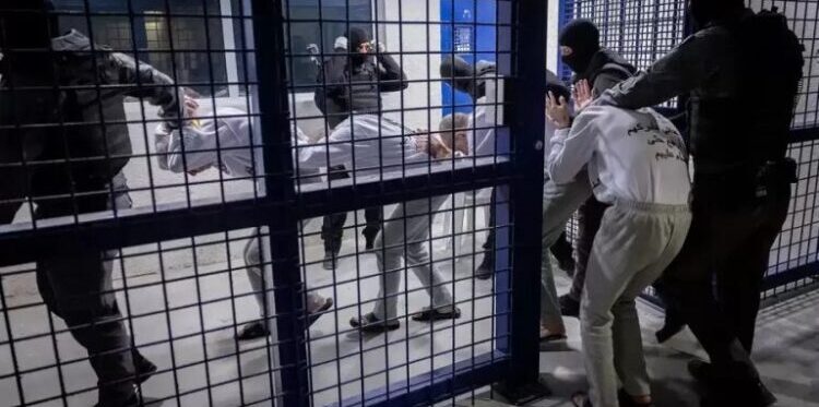 صہیونی جیلوں میں غزہ کے اسیران پر شدید تشدد اور مظالم